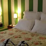 L'albero Di Antonia Bed & Breakfast 3*