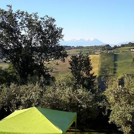 L'albero Di Antonia לינה וארוחת בוקר 3*