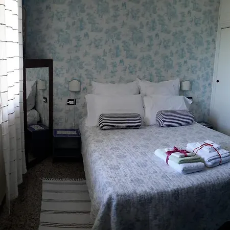 Bed and Breakfast L'albero Di Antonia 3*