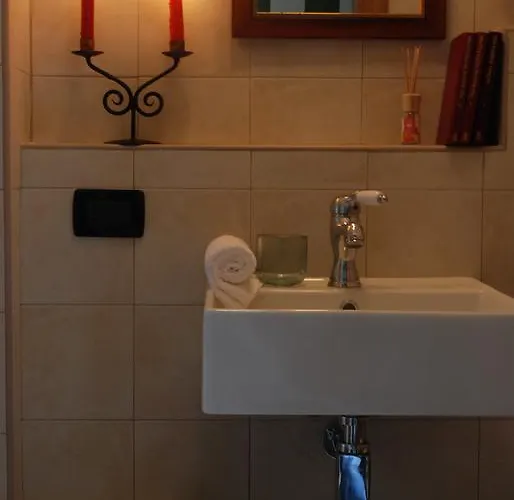 L'albero Di Antonia Frühstückspension Atri